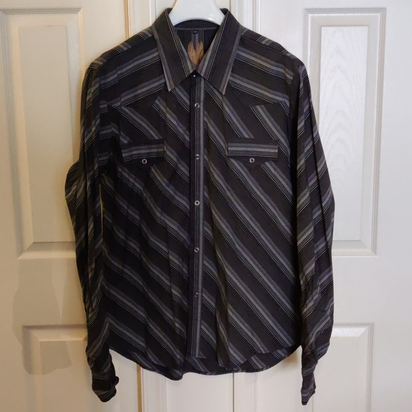 Hot Topic Western-Style Snap Shirt NWOT - Picture 6 of 7